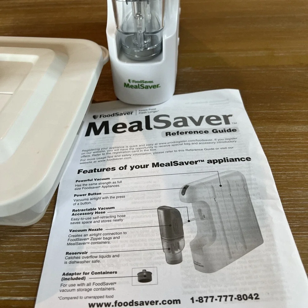 FoodSaver MealSaver Vacuum Sealer‎ + Vacuum Container VS400